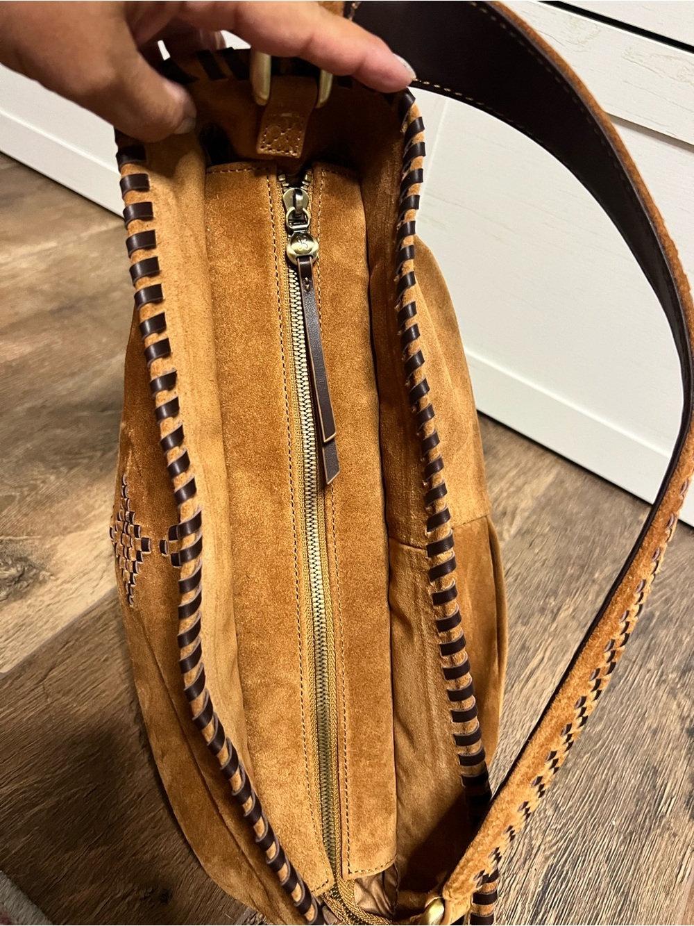 HOBO Harley Suede Bag in Oak Barrel Brown Hand  Stitched Whipstitch w hidepocket - Picture 13 of 16